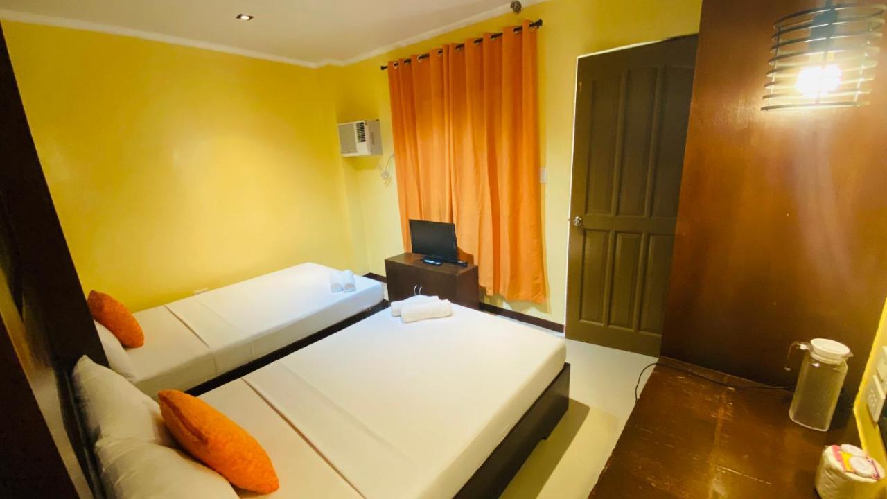 Vicente Aguirre Rooms Boracay Island Exterior foto