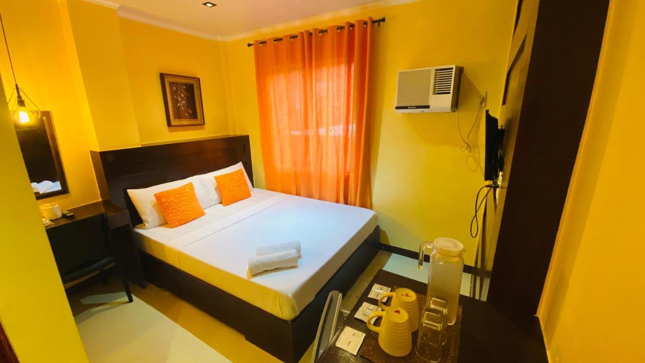 Vicente Aguirre Rooms Boracay Island Exterior foto
